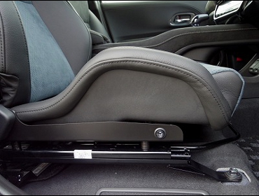 RECARO�i���J���V�[�g�j�@HONDA�@���F�[���Ƀ��J���@�X�|�[�c�X�^�[CL100H�@����