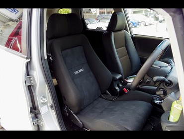 RECARO�i���J���V�[�g�j�@HONDA�@�t�B�b�g�V���g���Ƀ��J���@�G���S���hD�@BK�@����