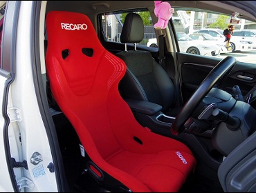 RECARO�i���J���V�[�g�j�@HONDA�@�V���g���@�n�C�u���b�h�@GP7�Ƀ��J���@RS-GS�@RED�@����