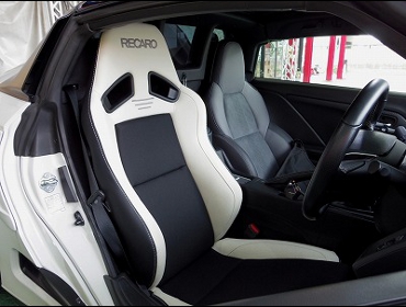 HONDA�@S660�@JW5�@�Ɂ@RECARO�i���J���j�@SR-7F�@Lassic�@���@����