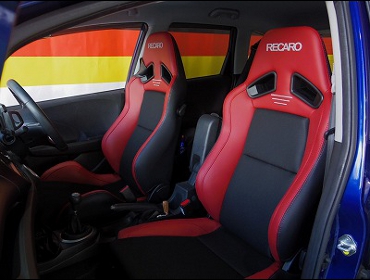 RECARO�i���J���V�[�g�j�@HONDA�@�t�B�b�g�@GE8�@�Ɂ@���J���@SR-7�@Lassic�@RED�@���@SR-7F�@Lassic�@RED�@����
