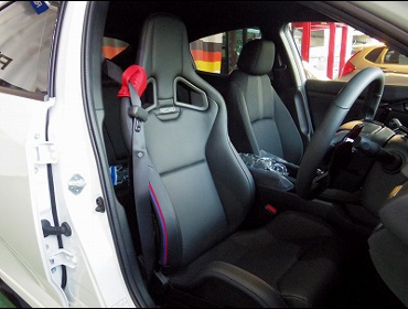 HONDA�@�V�r�b�N�@FK7�@�Ɂ@RECARO�i���J���j�@�X�|�[�c�X�^�[LL100H���U�[SE�@BK���U�[�@����