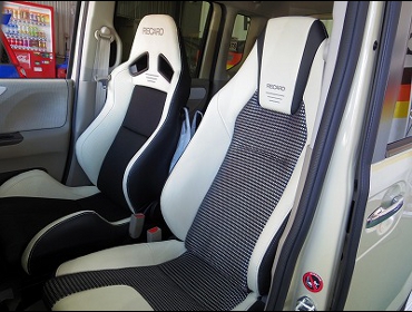HONDA�@N-BOX�@JF1�@�Ɂ@RECARO�i���J���j�@SR-7�@Lassic�@���@���@LX-F�@IL110H�@���@����