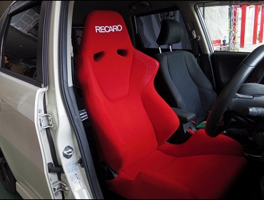 RECARO�i���J���V�[�g�j�@HONDA�@�t�B�b�g�n�C�u���b�h�@GP4�@M/T�ԁi2012�N�j�@�Ɂ@RECARO�i���J���j�@SR-6�@KK100S�@RED�@����