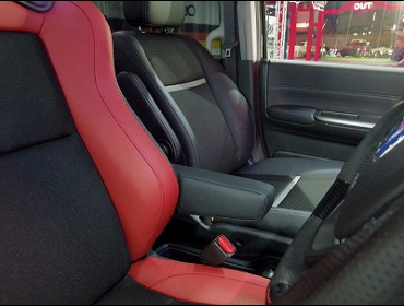 HONDA�@�X�e�b�v���S���@RP5�i2017�N�j�Ɂ@RECARO�i���J���j�@SR-7F�@Lassic�@RED�@A/R�@�V�[�g�q�[�^�[�t���@����