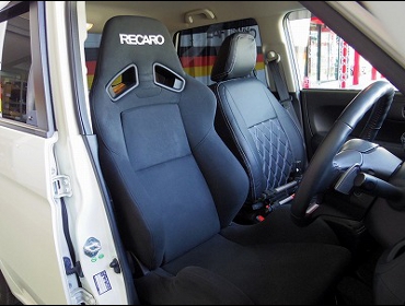 RECARO�i���J���V�[�g�j�@HONDA�@N-ONE�@JG1�i2013�N�j�@�Ɂ@RECARO�i���J���j�@SR-7�@KK100�@BK�@����
