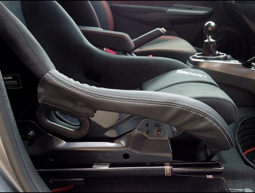 HONDA�@�t�B�b�g�@GK5�i2018�N�j�@�Ɂ@RECARO�i���J���j�@RS-GS�@BK�@����