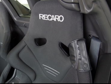 RECARO�i���J���V�[�g�j�@HONDA�@S660�@JW5�i2016�N�j�@�Ɂ@RECARO�i���J���j�@RS-G�@GK�@BK/BK�@�~���E�@����