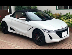 HONDA�@S660�@JW5�@�Ɂ@RECARO�i���J���j�@RS-GS�@RED�@�~���E�@����