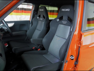 HONDA�@N-ONE�@RS�@JG1�i2018�N6���j�@�Ɂ@RECARO�i���J���j�@SR-7F�@GK100�@BK/SIL�@A/R�@���@SR-7F�@GK100�@BK/SIL�@�A�[�����X�g�t���@����