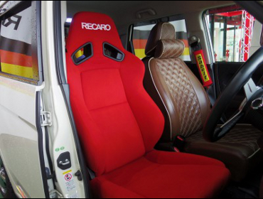 HONDA�@N-ONE�@JG1�@�Ɂ@RECARO�i���J���j�@SR-7F�@KK100�@RED�@����