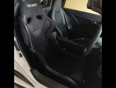 HONDA�@S660�@�Ɂ@RECARO�i���J���j�@RS-G�@GK�@BK/BK�@����
