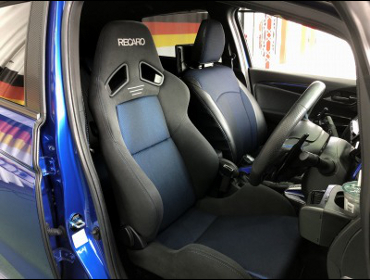 HONDA�@�t�B�b�g�n�C�u���b�h�@GP5�i2015�N�j�@�Ɂ@RECARO�i���J���j�@SR-7�@GK100�@BK/BL�@����