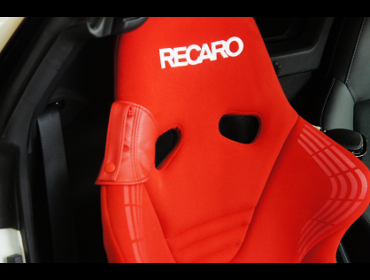 HONDA�@S660�@JW5�i2019�N�j�@�Ɂ@RECARO�i���J���j�@RS-GS�@RED�@����