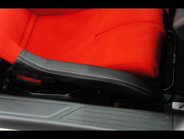 HONDA�@S660�@JW5�i2019�N�j�@�Ɂ@RECARO�i���J���j�@RS-GS�@RED�@����