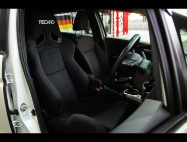 HONDA�@�t�B�b�g�@GK5�i2015�N8���j�@�Ɂ@RECARO�i���J���j�@SR-7�@KK100�@BK�@����