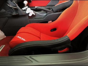 HONDA�@S660�@�Ɂ@RECARO�i���J���j�@RS-GS�@RED�@�~���E�@����