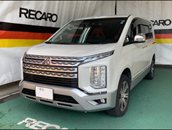 MITSUBISHI�@�f���JD:5�@CV1W�i2019�N�j�@RECARO�i���J���j�@SR-7F�@Lassic�@RED�@�V�[�g�q�[�^�[�t���@�A�[�����X�g�t���@�~���E�@����