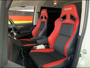 MITSUBISHI�@�f���JD:5�@CV1W�i2019�N�j�@RECARO�i���J���j�@SR-7F�@Lassic�@RED�@�V�[�g�q�[�^�[�t���@�A�[�����X�g�t���@�~���E�@����