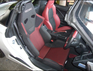 HONDA�@S660�@JW5�@�Ɂ@RECARO�i���J���j�@SR-6�@GK100S�@BK/RED�@��