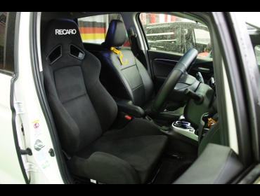 HONDA�@�t�B�b�g�@GP5�@�Ɂ@RECARO�i���J���j�@SR-7�@KK100�@BK�@����