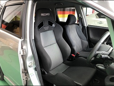 HONDA�@�t�B�b�g�@GE8�@�Ɂ@RECARO�i���J���j�@SR-7�@GK100 BK/SIL�@����
