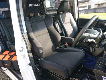 HONDA�@�X�e�b�v���S���@RK5�@�Ɂ@RECARO�i���J���j�@SR-7F�@KK100�@BK�@�A�[�����X�g�t���@����