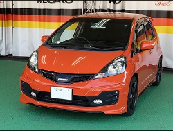 HONDA�@�t�B�b�g�@GE8�i2013�N�j�@�Ɂ@RECARO�i���J���j�@RS-GE�@BK�@����