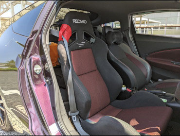 HONDDA�@CRZ�@ZF2�i2013�N�j�@�Ɂ@RECARO�i���J���j�@SR-7�@GK100�@BK/RED�@����