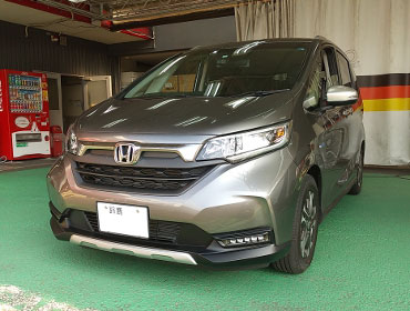 HONDA�@FREED�{HYBRID�@GB7�i2022�N�j�@�Ɂ@RECARO�i���J���j�@SR-7F�@GU100�@�u���E���@�A�[�����X�g�t���@����