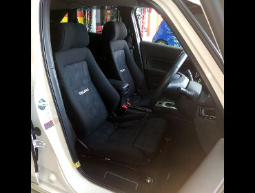 HONDA�@Fit�@GR3(2020�N)�@�Ɂ@RECARO�i���J���j�@�G���S���hMV�@BK�@�V�[�g�q�[�^�[�t���@�~���E�@����