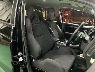 HONDA�@�V���g���@GP7�i2018�N�j�@�Ɂ@RECARO�i���J���j�@SR-7�@KK100�@BK�@�V�[�g�q�[�^�[�t���@����