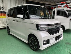 HONDA�@N-BOX�J�X�^���@JF3�i2020�N�j�@�Ɂ@RECARO�i���J���j�@SR-7F�@GK100�@BK/SIL�@����