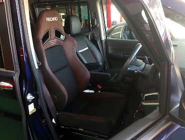 HONDA�@�X�e�b�v���S���@RP5�@�Ɂ@RECARO�i���J���j�@SR-7F�@GU100H�@�u���E���@A/R�^�C�v�@����