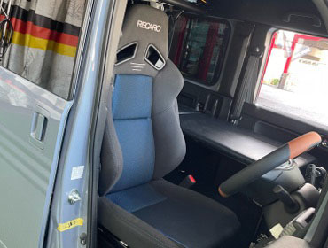 HONDA�@N-VAN�@JJ1�@�Ɂ@RECARO�i���J���j�@SR-7F�@GK100�@BK/�u���[�@����