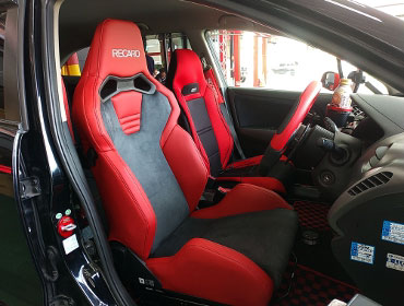 HONDA�@�X�g���[���@RN8�i2007�N�j�@�Ɂ@RECARO�i���J���j�@SR-S�@UT�@RED���U�[�@����