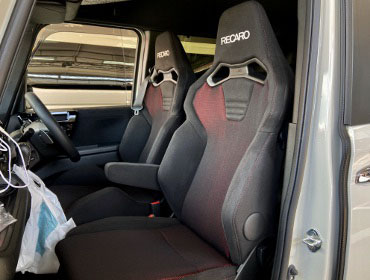 HONDA�@N-BOX�@JF3�i2021�N�j�@�Ɂ@RECARO�i���J���j�@SR-S BK100H�@BK/RED���b�V���@���@SR-C BK100H BK/RED���b�V���@�A�[�����X�g�t���@����