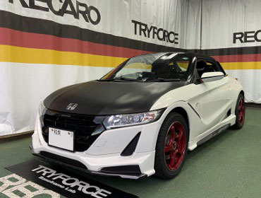 HONDA�@S660�@JW5�i2017�N�j�@�Ɂ@RECARO�i���J���j�@RCS�@�T�E���h�G�f�B�V�����@BK�V�F��/RED���b�V���@����