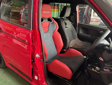 HONDA�@N-ONE�@6BA-JG3�@�Ɂ@RECARO�i���J���j�@SR-S�@UT100H�@RED�@�V�[�g�q�[�^�[�t���@����