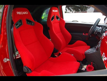 RECARO�i���J���V�[�g�j�@���@ABARTH�@�A�o���g500�@�Ɂ@RECARO�@SR-7�@KK100�@RED�@���@SR-7�@KK100�@RED �@������