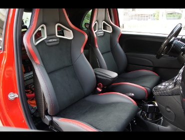 RECARO�i���J���V�[�g�j�@���@ABARTH�@�A�o���g�@695�g���u�[�g�t�F���[���@�Ɂ@RECARO�@SP-X Avant CL210�i�J�[�{���o�b�N�V�F���j�@�~2�r�@������