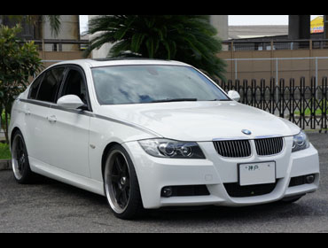 BMW E90 325i��RECARO�i���J���j�V�[�g����