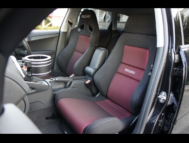 RECARO�i���J���V�[�g�j�@Audi�i�A�E�f�B�j�@A3�X�|�[�c�o�b�N�@1.4T�@DBA-8PCAX��RECARO�i���J���j�@SR-7 SK100 RED�@���@LX-VS SK100 RED�@����