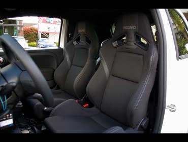 RECARO�i���J���V�[�g�j�@ABARTH�@�A�o���g500��RECARO�i���J���j�@SR-7/7F Lassic BK/SIL�@����