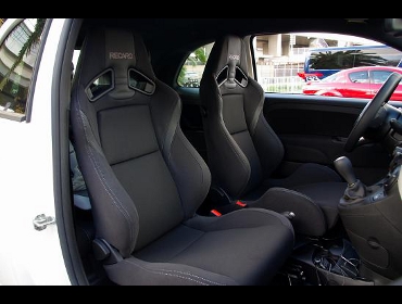RECARO�i���J���V�[�g�j�@ABARTH�@�A�o���g500��RECARO�i���J���j�@SR-7/7F Lassic BK/SIL�@����