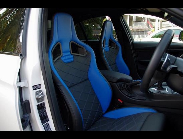 RECARO�i���J���V�[�g�j�@BMW�@�A�N�e�B�u�n�C�u���b�h3�@F30AH��RECARO�i���J���j�@�N���X�X�|�[�c�X�^�[�@���~�e�b�h�G�f�B�V�����@�u���[�@�~2�r�@����