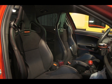 RECARO�i���J���V�[�g�j�@�A���t�@�����I�iAlfaromeo�j�W�����G�b�^QV�@94018�@��RECARO�i���J���j�@����@�X�|�[�c�X�^�[CS�@�~2�r�@����