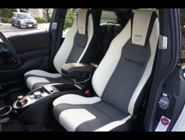 RECARO�i���J���V�[�g�j�@BMW�@i3�@I01��RECARO�i���J���j�@LX-F IL 110H�@���@�~2�r�@����