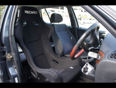 RECARO�i���J���V�[�g�j�@VW�i�t�H���N�X���[�Q���jPolo�@AHS��RECARO�i���J���j�@SP-GT�U�@����