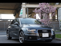 RECARO�i���J���V�[�g�j�@�A�E�f�B�iAudi�j�@A1��RECARO�i���J���j�@SR-7 KK100 BK�@����